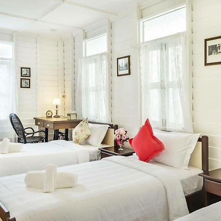 Baankachitpan Bangkok Hotel Luaran gambar