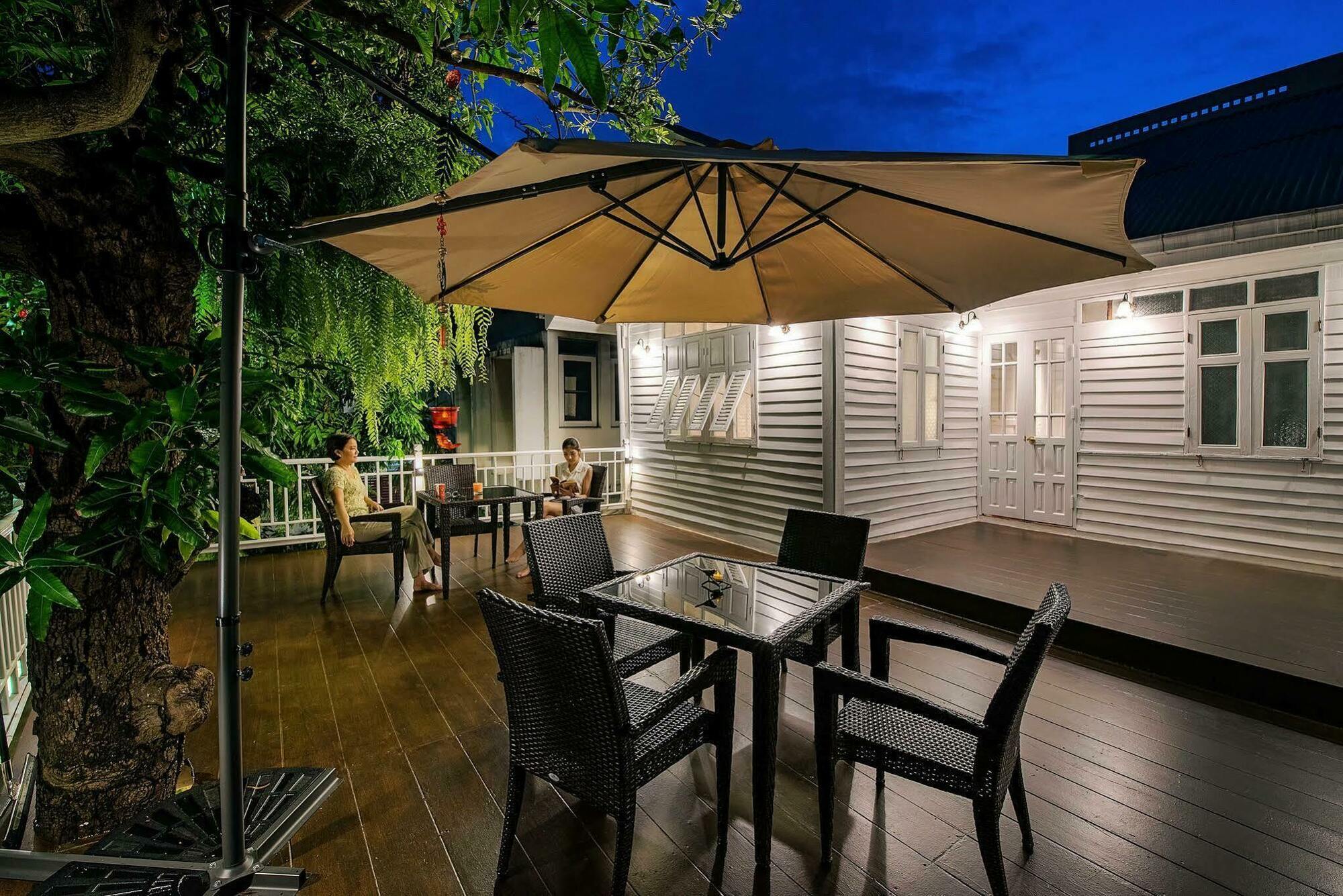 Baankachitpan Bangkok Hotel Luaran gambar