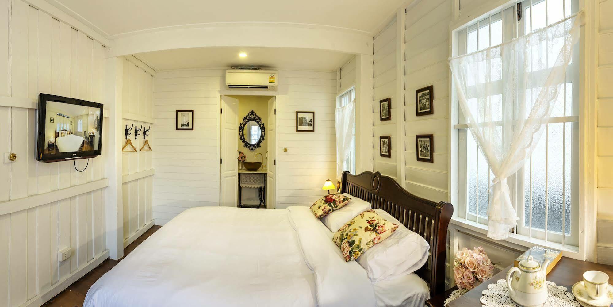 Baankachitpan Bangkok Hotel Luaran gambar