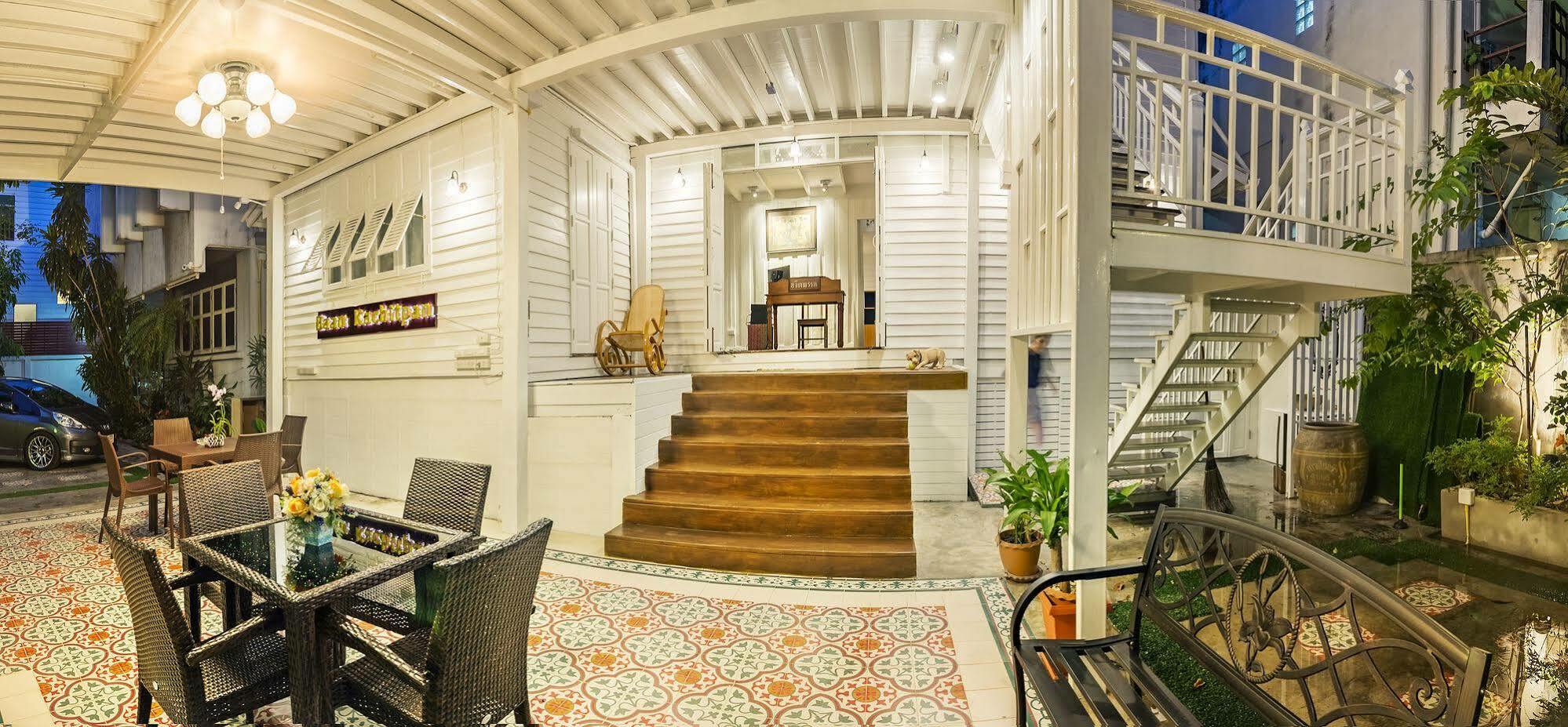 Baankachitpan Bangkok Hotel Luaran gambar